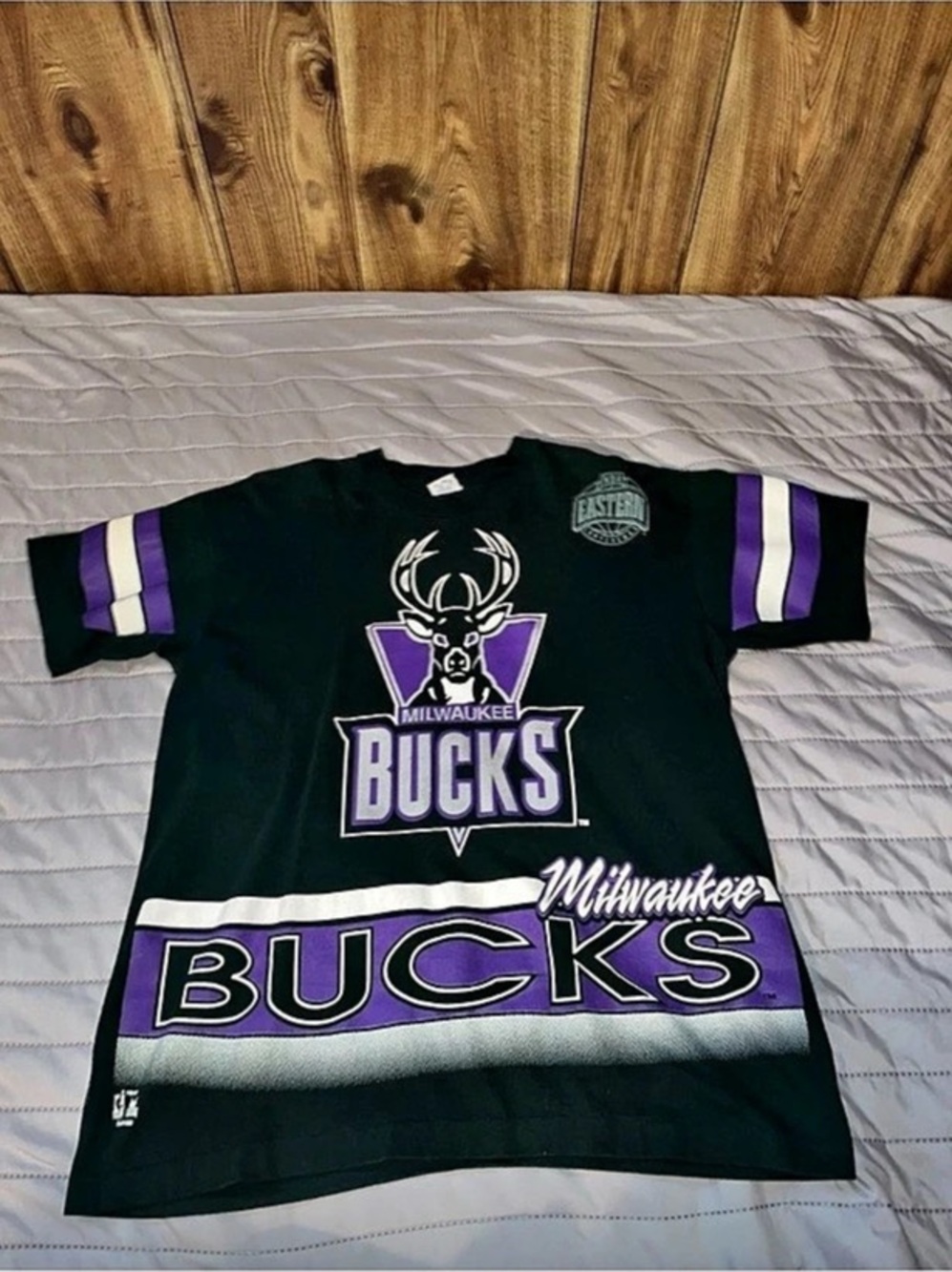 Vintage Milwaukee Bucks Shirt Large